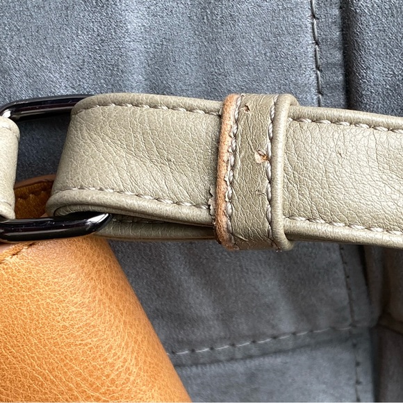 Liz Soto Vegan Leather cross body bag - Picture 9 of 13